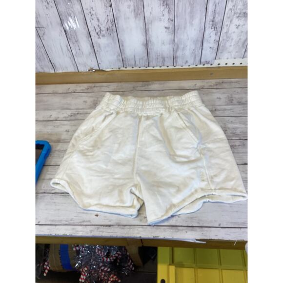 FP Movement by Free People Pants - Free People Movement linen-blend pull-on shorts in white. size - S W25